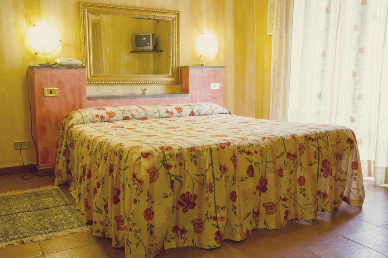Hotel Centrale Viterbo Luaran gambar
