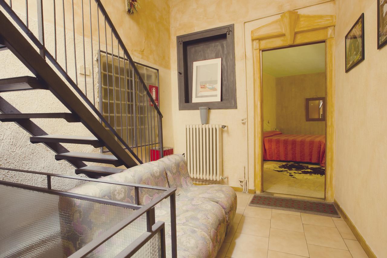Hotel Centrale Viterbo Luaran gambar