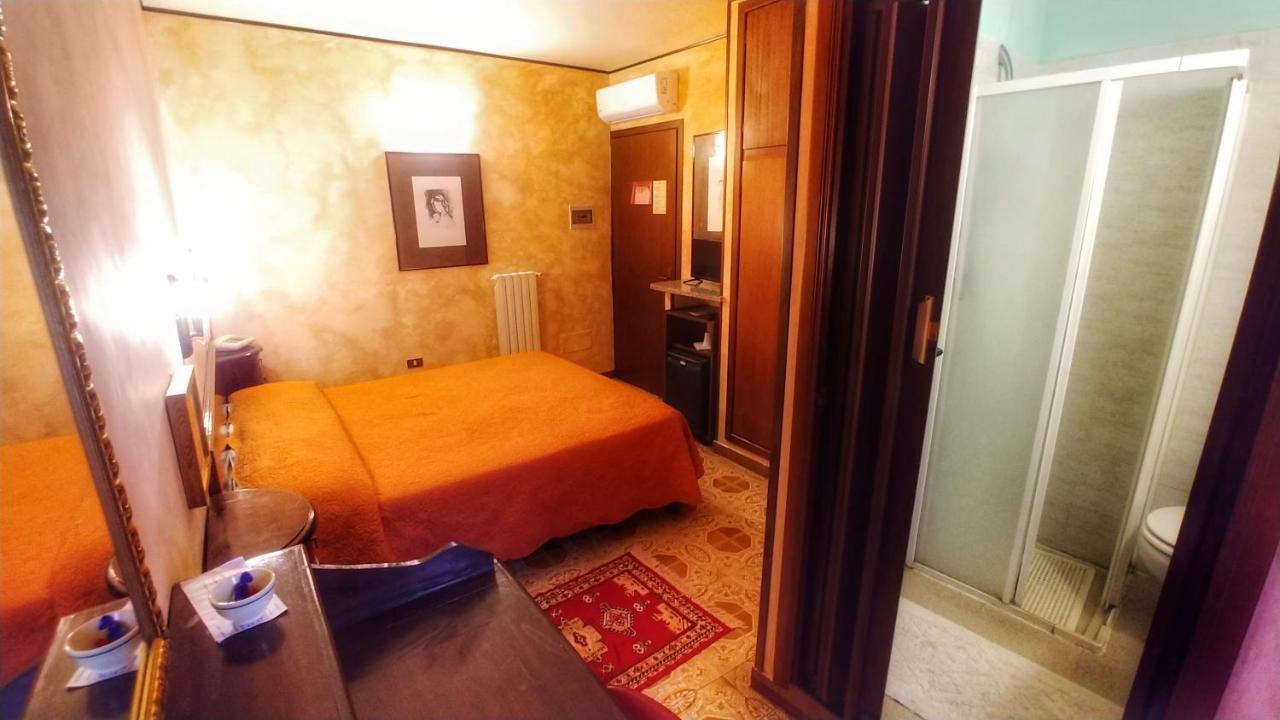 Hotel Centrale Viterbo Luaran gambar